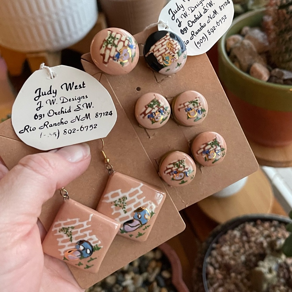 Vintage Hand Painted Ceramic Earrings & Button Covers Set